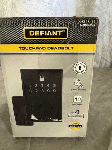 Defiant square matte black - square,