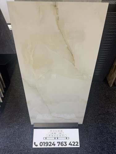 Onyx cream gold - cream, polished